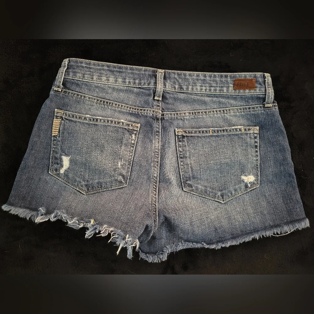 PAIGE Shorts - Picture 2 of 4